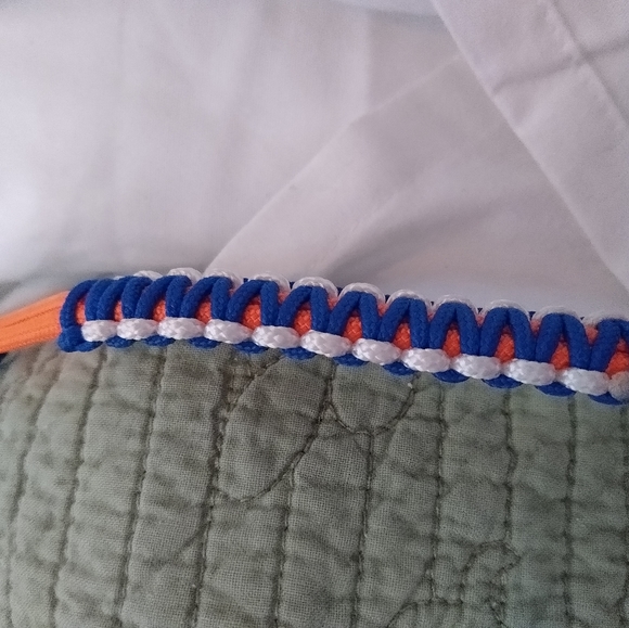 Paracord bracelets - Picture 2 of 2